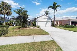 5227 AQUA BREEZE DRIVE, BRADENTON, FL 34208 Sold 08/22/25