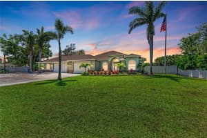 7420 TUTTLE AVENUE, SARASOTA, FL 34243 Sold 07/28/25