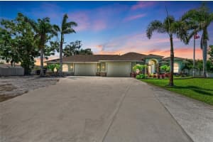7420 TUTTLE AVENUE, SARASOTA, FL 34243 Sold 07/28/25