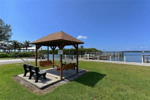 10315 CORTEZ ROAD, BRADENTON, FL 34210 Sold 12/10/25
