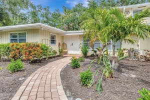 6343 HOLLYWOOD BOULEVARD, SARASOTA, FL 34231 - MLS#MFRA4651023