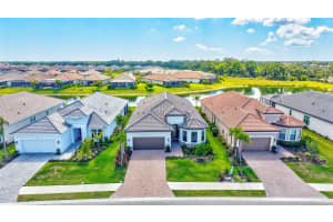 6203 GRANDVIEW HILL COURT, BRADENTON, FL 34203 - MLS#MFRA4651050