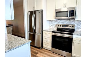 3744 LAKE BAYSHORE DRIVE, BRADENTON, FL 34205 Sold 08/01/25