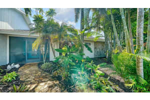 3761 COUNTRYSIDE ROAD, SARASOTA, FL 34233 Sold 09/30/25