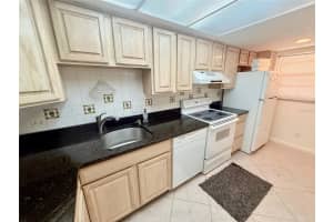 3700 OSPREY AVENUE, SARASOTA, FL 34239 - MLS#MFRA4651121
