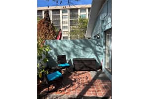 170 ROOSEVELT DRIVE, SARASOTA, FL 34236 - MLS#MFRA4651143