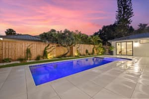 1559 BAY ROAD, SARASOTA, FL 34239 Sold 08/31/25