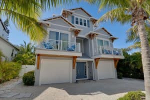 212 72nd, HOLMES BEACH