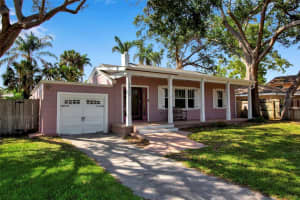 1830 Virginia Dr, BRADENTON