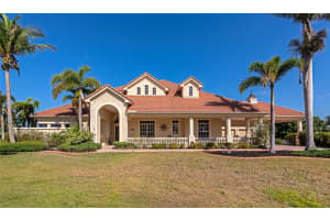 4700 Mainsail Dr, BRADENTON
