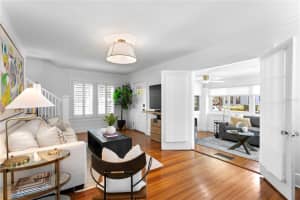 1140 OAK STREET, ST PETERSBURG, FL 33701 - MLS#MFRA4651320