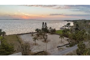 603 INDIAN BEACH LANE, SARASOTA, FL 34234 - MLS#MFRA4651341