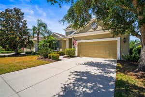 4734 Claremont Park Dr, BRADENTON