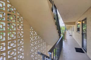 2280 STICKNEY POINT ROAD, SARASOTA, FL 34231 Sold 09/12/25