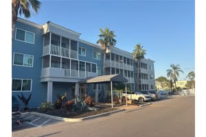 2755 COCONUT BAY LANE, SARASOTA, FL 34237 - MLS#MFRA4651370