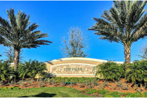 1831 BURGOS DRIVE, SARASOTA, FL 34238 - MLS#MFRA4651382