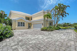 7728 Club Ln, SARASOTA