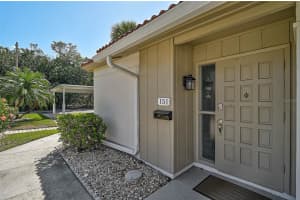 151 VISTA HERMOSA CIRCLE, SARASOTA, FL 34242 - MLS#MFRA4651400