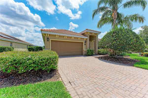 207 WINDING RIVER TRAIL, BRADENTON, FL 34212 Sold 09/04/25