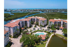 5430 Eagles Point Cir #101, SARASOTA
