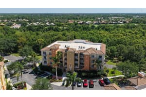 6465 WATERCREST WAY, LAKEWOOD RANCH, FL 34202 - MLS#MFRA4651472