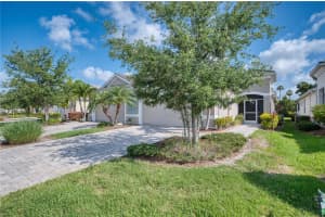 2945 TRUSTEE AVENUE, SARASOTA, FL 34243 - MLS#MFRA4651551