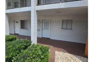 2207 SUNSET DRIVE, BRADENTON, FL 34207 Sold 10/03/25