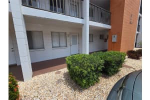 2207 SUNSET DRIVE, BRADENTON, FL 34207 Sold 10/03/25