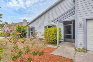 8160 GLENBROOKE COURT, SARASOTA, FL 34234 Sold 07/15/25
