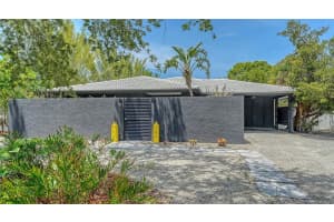 4857 STEVENS DRIVE, SARASOTA, FL 34234 Sold 06/18/25