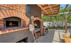 4857 STEVENS DRIVE, SARASOTA, FL 34234 Sold 06/18/25