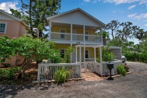 508 Howard Ct, SARASOTA