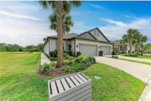 6094 AMBERLY DRIVE, BRADENTON, FL 34208 Sold 08/20/25