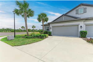 6094 AMBERLY DRIVE, BRADENTON, FL 34208 Sold 08/20/25