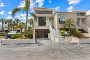 3803 BAY DRIVE, BRADENTON BEACH, FL 34217 Sold 07/21/25