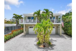 229 HARBOR DRIVE, HOLMES BEACH, FL 34217 Sold 09/03/25