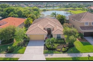 8950 STONE HARBOUR LOOP, BRADENTON, FL 34212 - MLS#MFRA4651875