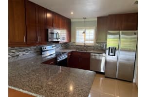 2616 HIDDEN LAKE DRIVE, SARASOTA, FL 34237 - MLS#MFRA4651891