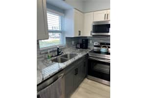 4511 3RD STREET CIRCLE, BRADENTON, FL 34207 - MLS#MFRA4651897