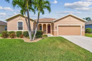 327 64TH AVENUE CIRCLE, BRADENTON, FL 34203 Sold 07/15/25