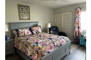 433 CERROMAR LANE, VENICE, FL 34293 - MLS#MFRA4651940