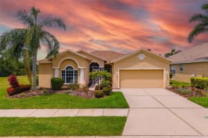 370 LONDONDERRY DRIVE, SARASOTA, FL 34240 Sold 06/27/25