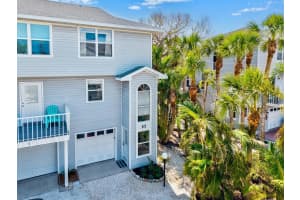 6250 HOLMES BOULEVARD, HOLMES BEACH, FL 34217 Sold 07/04/25
