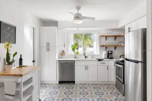 6442 COLONIAL DRIVE, SARASOTA, FL 34231 Sold 07/14/25