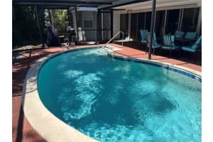 236 DAVIS BOULEVARD, SARASOTA, FL 34237 - MLS#MFRA4652150