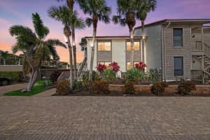 6204 Midnight Pass Rd #201, SARASOTA