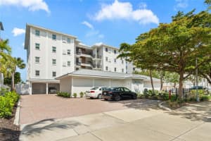 174 GOLDEN GATE POINT, SARASOTA, FL 34236 - MLS#MFRA4652175