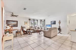 4023 CHESTNUT AVENUE, SARASOTA, FL 34234 Sold 07/01/25