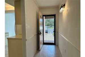 6191 TIMBER LAKE DRIVE, SARASOTA, FL 34243 - MLS#MFRA4652215