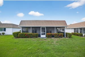2733 RIVERBLUFF PLACE, SARASOTA, FL 34231 - MLS#MFRA4652228